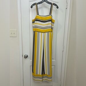 ⭐️NWT-Japna Gold, Navy & White Women’s Sleeveless Jumper